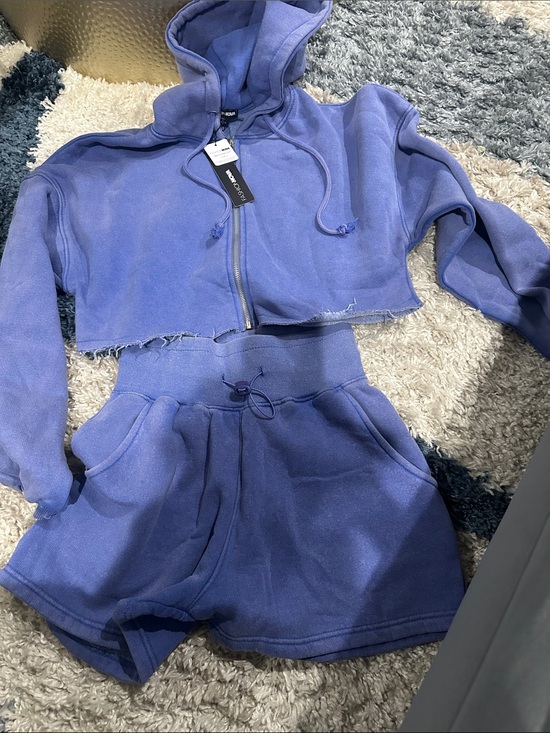 Fashion Nova Pants - Fashion Nova On Go cropped Zip-Up Hoodie & High-Waist Shorts Set